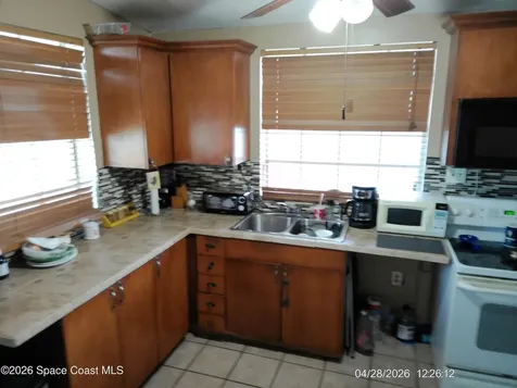 11412 SW 41st Street Miami FL 33165