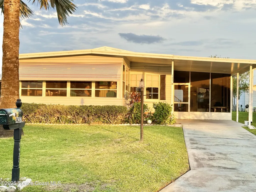 1437 Barefoot Circle Barefoot Bay FL 32976