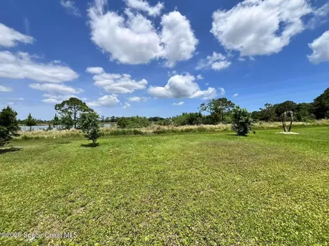 2183 Farmhouse Road SE Palm Bay FL 32909