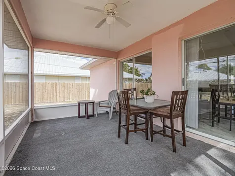 483 Melrose Lane Sebastian FL 32958