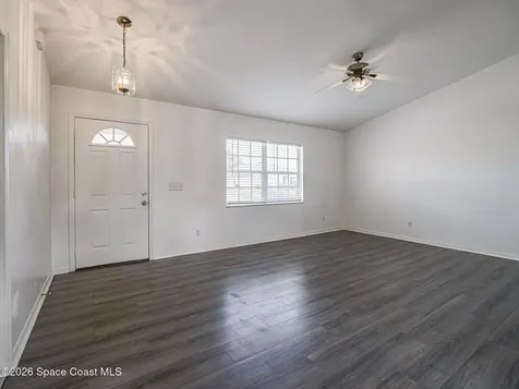 483 Melrose Lane Sebastian FL 32958