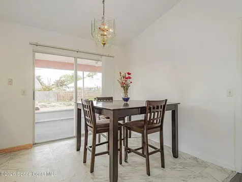 483 Melrose Lane Sebastian FL 32958