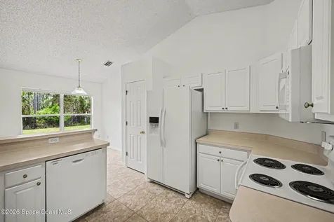 280 Delake Road NW Palm Bay FL 32907