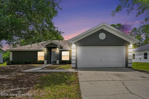 280 Delake Road NW Palm Bay FL 32907