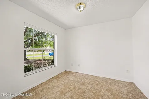 280 Delake Road NW Palm Bay FL 32907