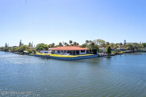 200 Rose Drive Cocoa Beach FL 32931