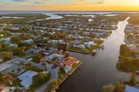 200 Rose Drive Cocoa Beach FL 32931