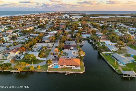 200 Rose Drive Cocoa Beach FL 32931
