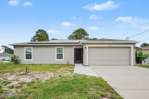 3211 Halden Avenue SE Palm Bay FL 32909