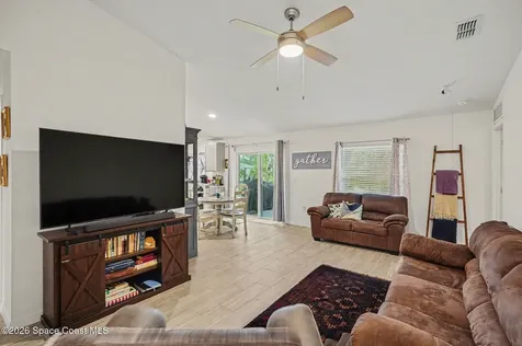 3211 Halden Avenue SE Palm Bay FL 32909