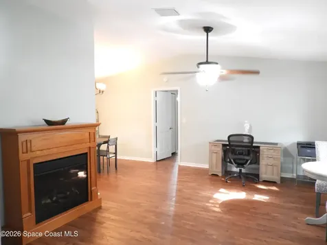 1220 Snowbird Avenue NW Palm Bay FL 32907