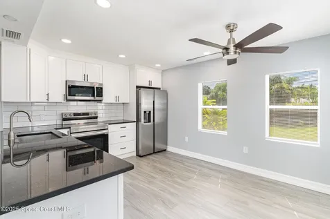 2566 Spence Drive NE Palm Bay FL 32905