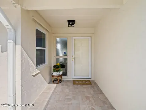 212 Augusta Way Melbourne FL 32940