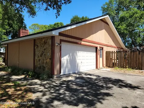 1111 Mina Avenue NE Palm Bay FL 32907