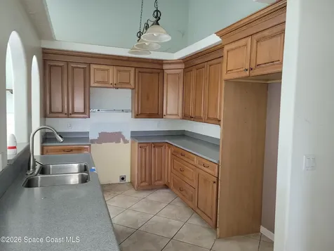 1111 Mina Avenue NE Palm Bay FL 32907