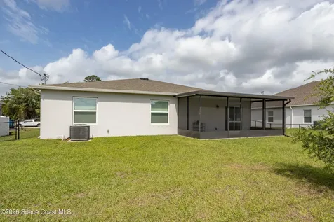1975 Gould Avenue SW Palm Bay FL 32908