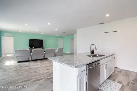 1975 Gould Avenue SW Palm Bay FL 32908