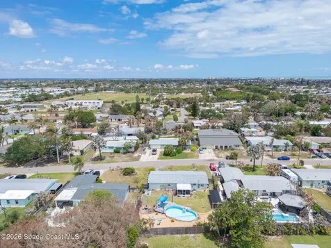 209 Osage Drive Indian Harbour Beach FL 32937