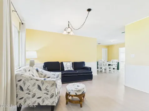520 Jupiter Boulevard NW Palm Bay FL 32907