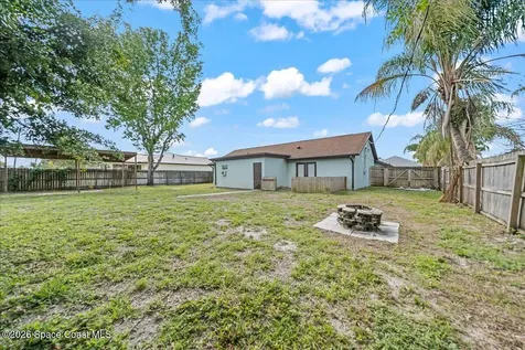 697 Hamm Street NW Palm Bay FL 32907