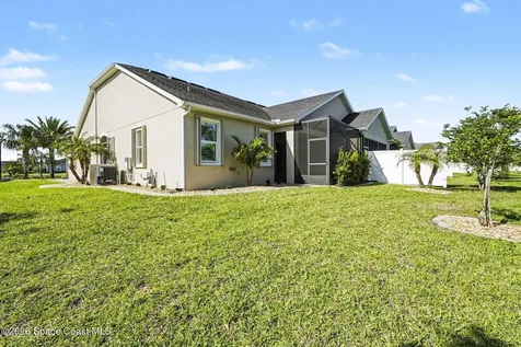 7663 Loren Cove Drive Melbourne FL 32940