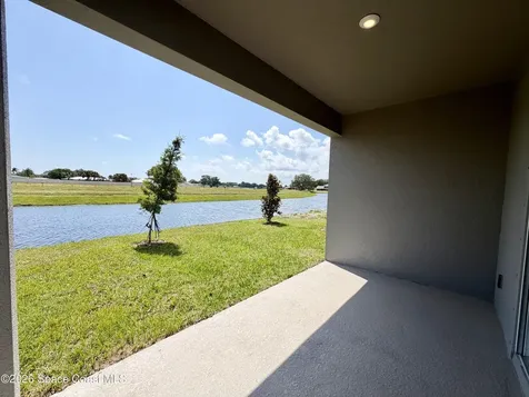 917 Castleford Avenue NE Palm Bay FL 32905