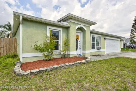 1090 Castile Road SE Palm Bay FL 32909