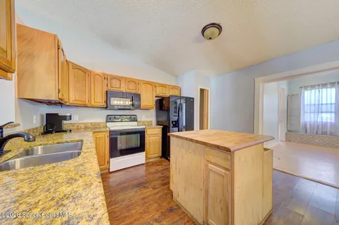 1090 Castile Road SE Palm Bay FL 32909