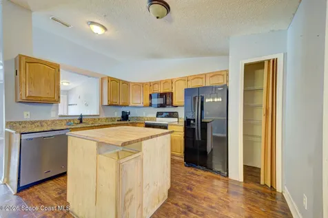 1090 Castile Road SE Palm Bay FL 32909