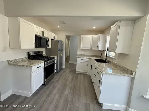 130 Cascade Avenue SE Palm Bay FL 32909