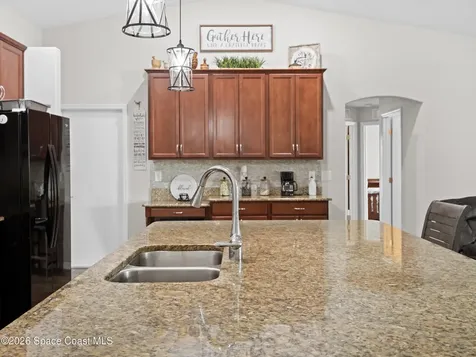 1201 Roslyn Avenue NW Palm Bay FL 32907
