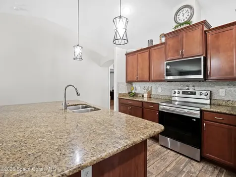 1201 Roslyn Avenue NW Palm Bay FL 32907
