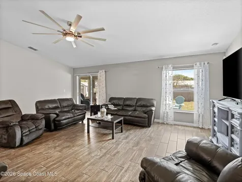 1201 Roslyn Avenue NW Palm Bay FL 32907