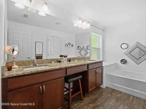 1201 Roslyn Avenue NW Palm Bay FL 32907