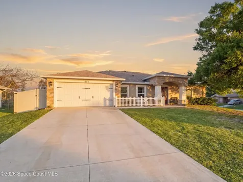 1201 Roslyn Avenue NW Palm Bay FL 32907