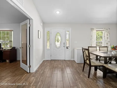 1201 Roslyn Avenue NW Palm Bay FL 32907