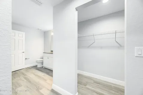 498 Harrisburg Street SW Palm Bay FL 32908