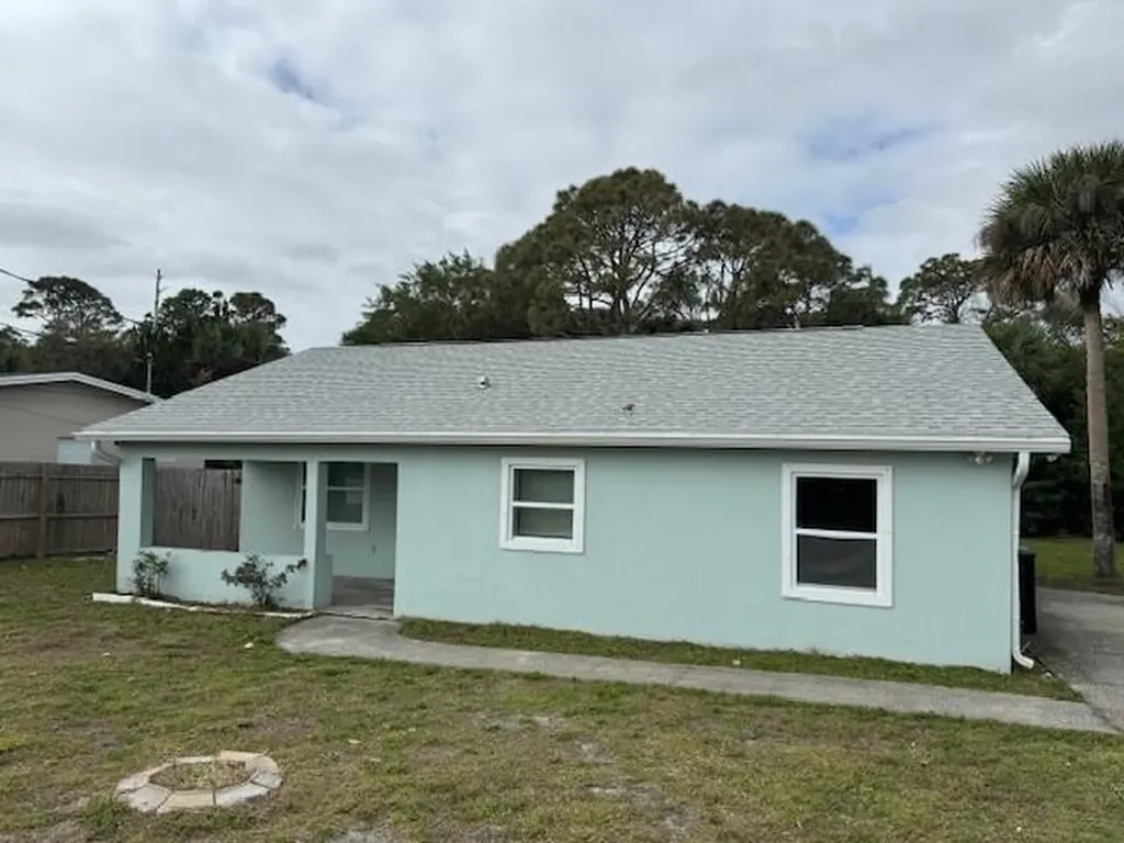 1896 Keewin Avenue NE Palm Bay FL 32905