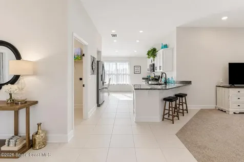 2525 Palisades Drive SE Palm Bay FL 32909