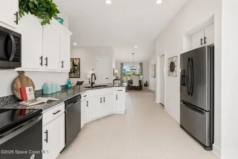 2525 Palisades Drive SE Palm Bay FL 32909