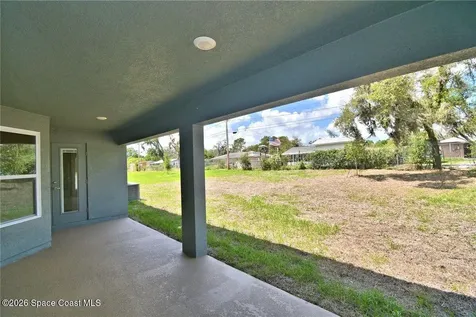 527 Winer Avenue SW Palm Bay FL 32908
