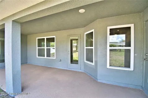 527 Winer Avenue SW Palm Bay FL 32908