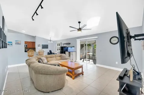 1260 Monument Avenue SE Palm Bay FL 32909