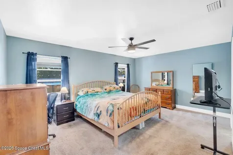 1260 Monument Avenue SE Palm Bay FL 32909