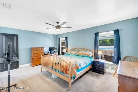 1260 Monument Avenue SE Palm Bay FL 32909