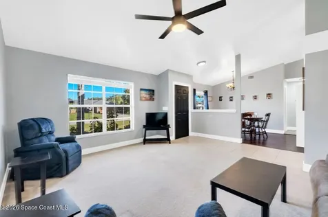 1260 Monument Avenue SE Palm Bay FL 32909