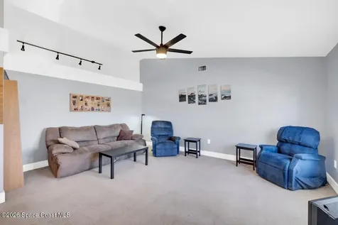 1260 Monument Avenue SE Palm Bay FL 32909