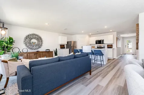 260 Halloran Street SE Palm Bay FL 32909