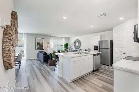 870 Kimberly Road SW Palm Bay FL 32908