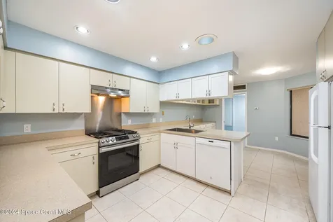 1506 Parkside Place Indian Harbour Beach FL 32937